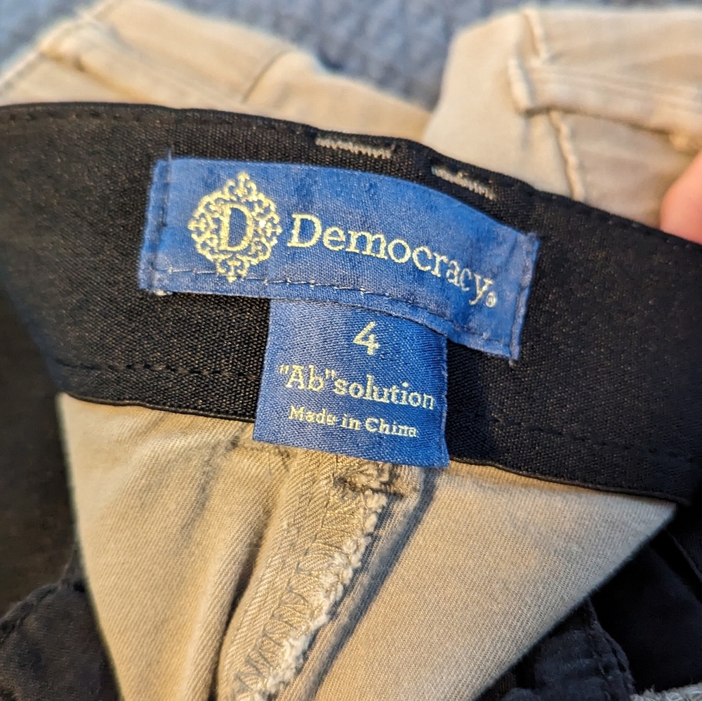 Democracy Michelle Ab Solution Capri Straight Leg… - image 4